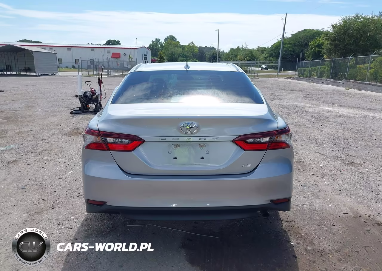 2022 Toyota Camry Le VIN:4T1C11AK1NU056251 - 16