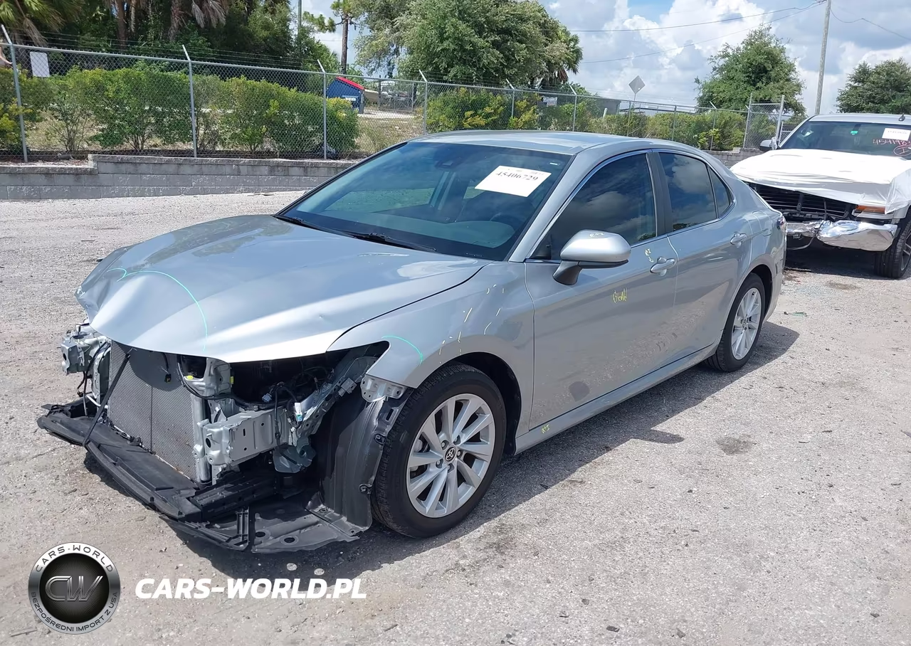 2022 Toyota Camry Le VIN:4T1C11AK1NU056251 - 2