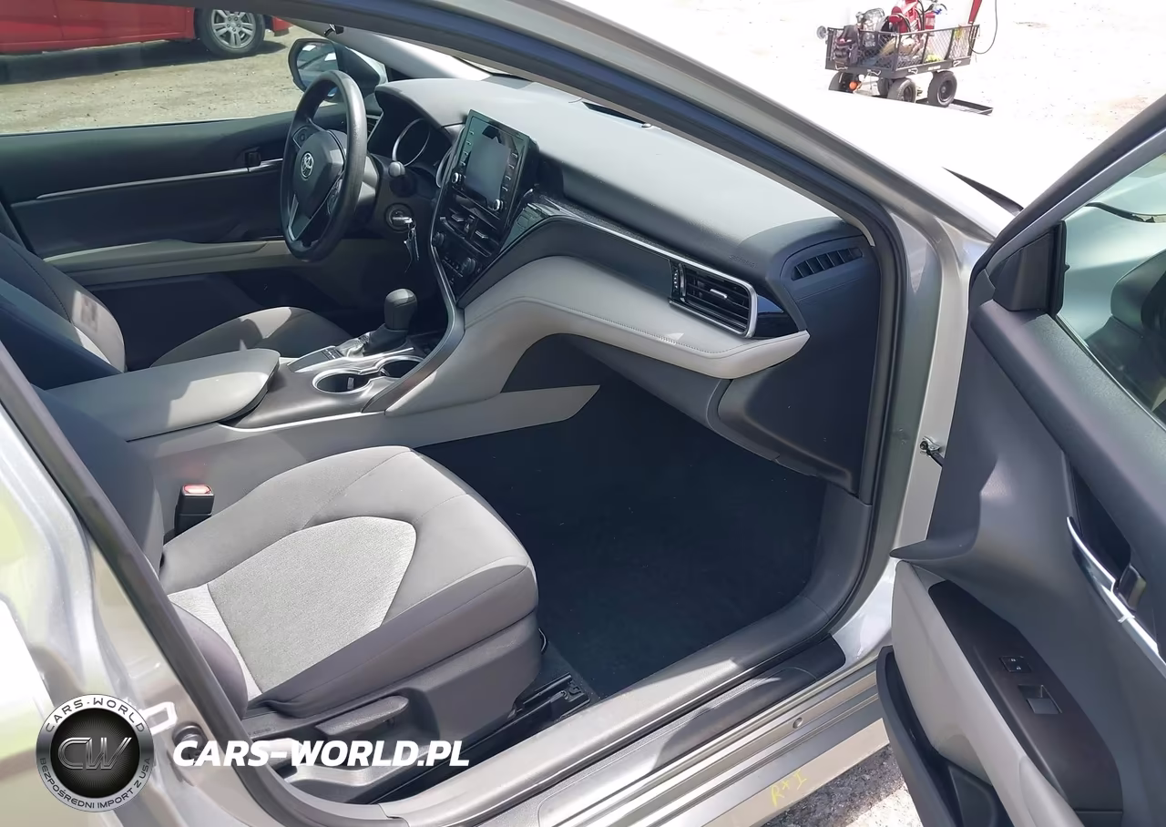 2022 Toyota Camry Le VIN:4T1C11AK1NU056251 - 5