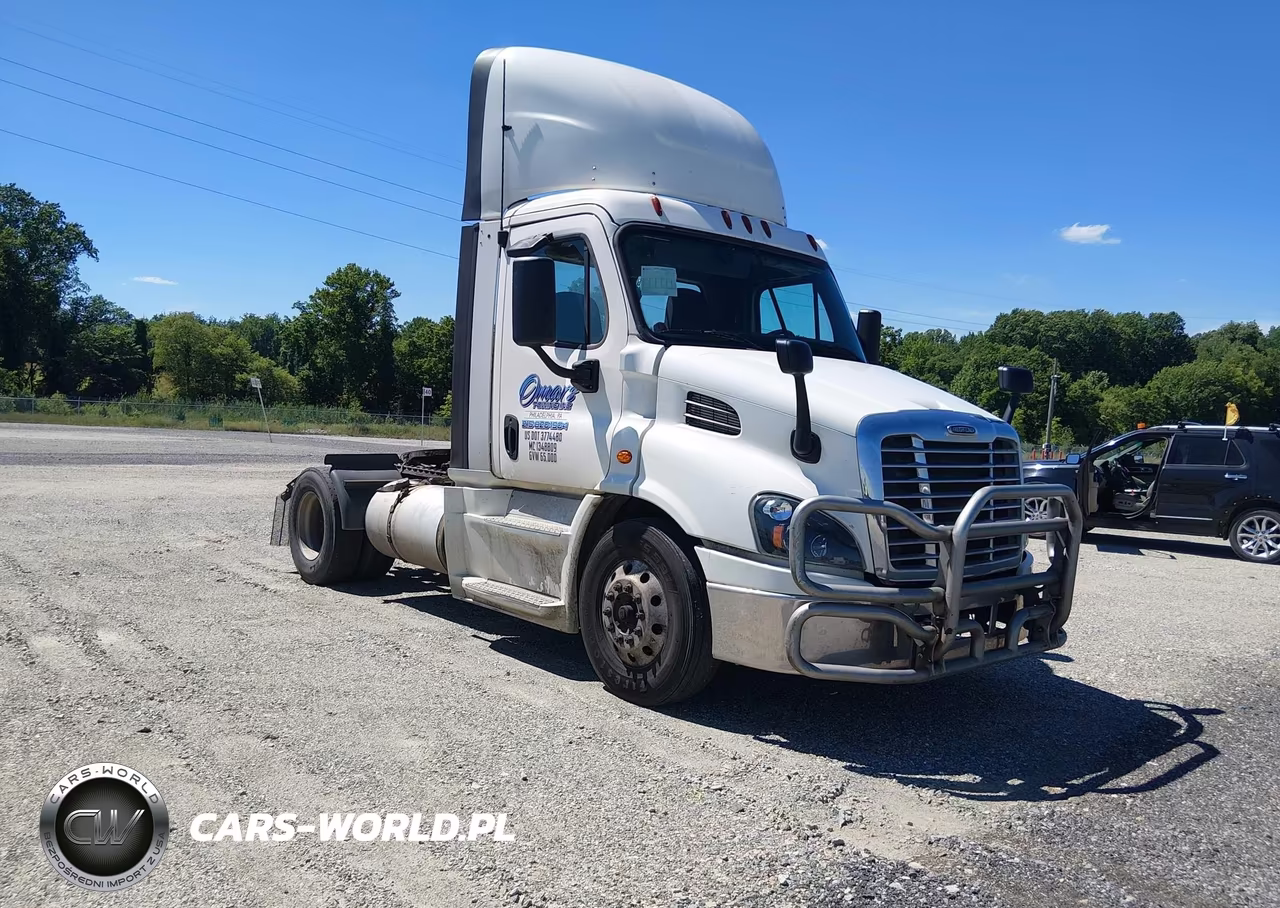 2018 Freightliner Cascadia 113 – zdjęcie 1 z 15