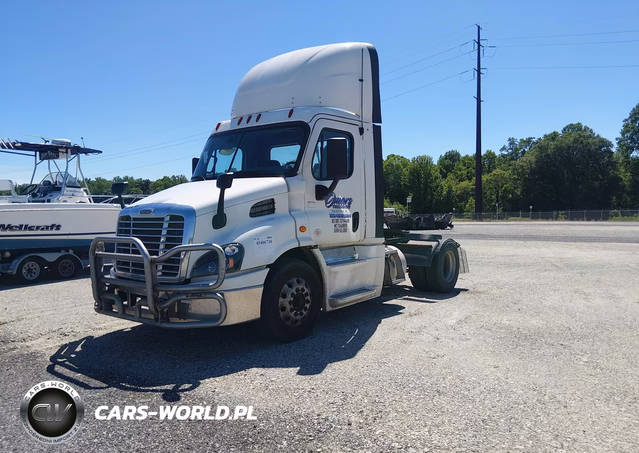 2018 Freightliner Cascadia 113 VIN:1FUBGBDV2JLJP2898 - 2