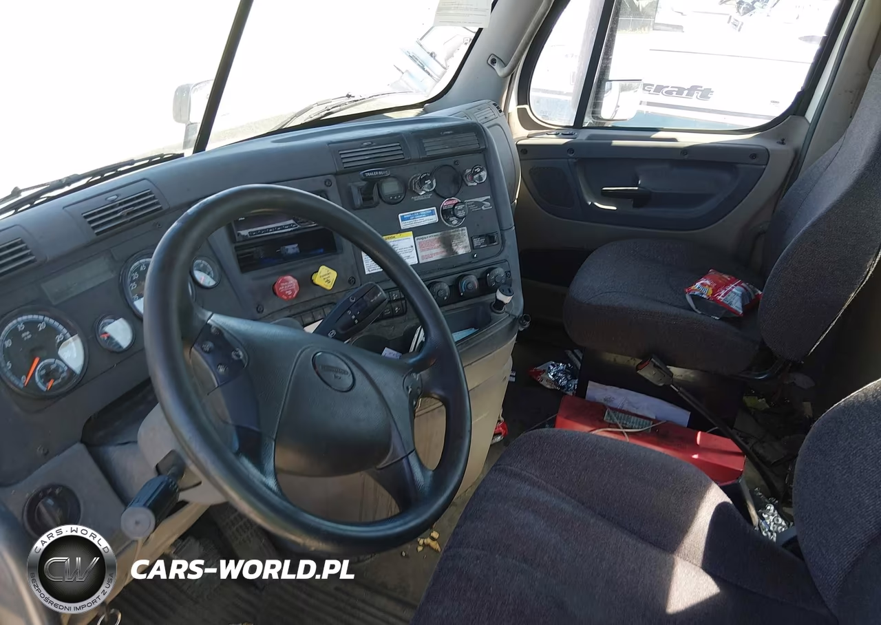 2018 Freightliner Cascadia 113 VIN:1FUBGBDV2JLJP2898 - 6