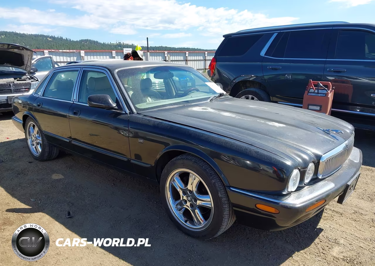 2002 Jaguar Xj8