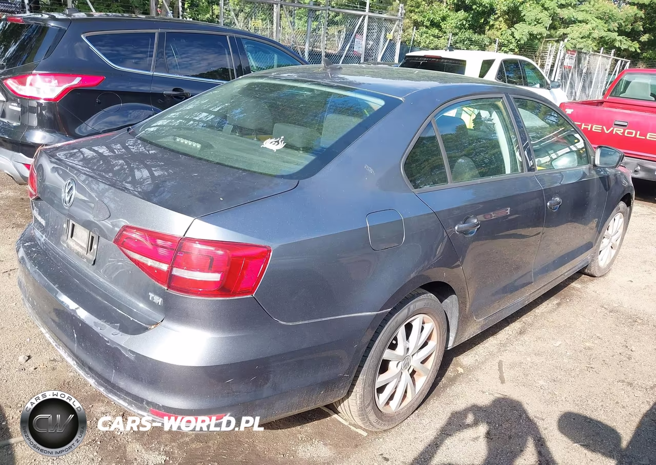 2015 Volkswagen Jetta 1.8T Se VIN:3VWD17AJ1FM313740 - 4