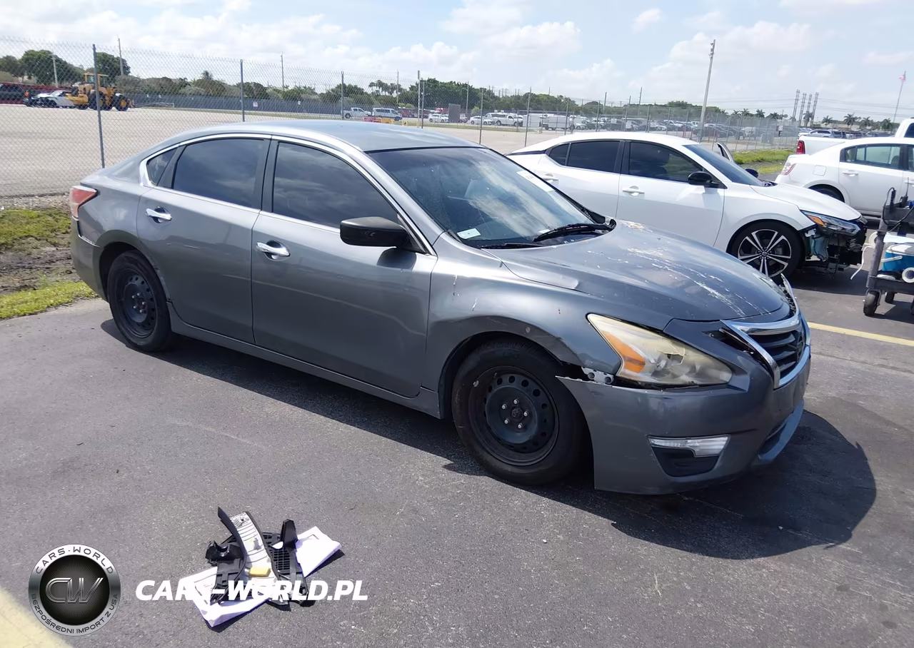 2014 Nissan Altima 2.5 S – zdjęcie 1 z 16
