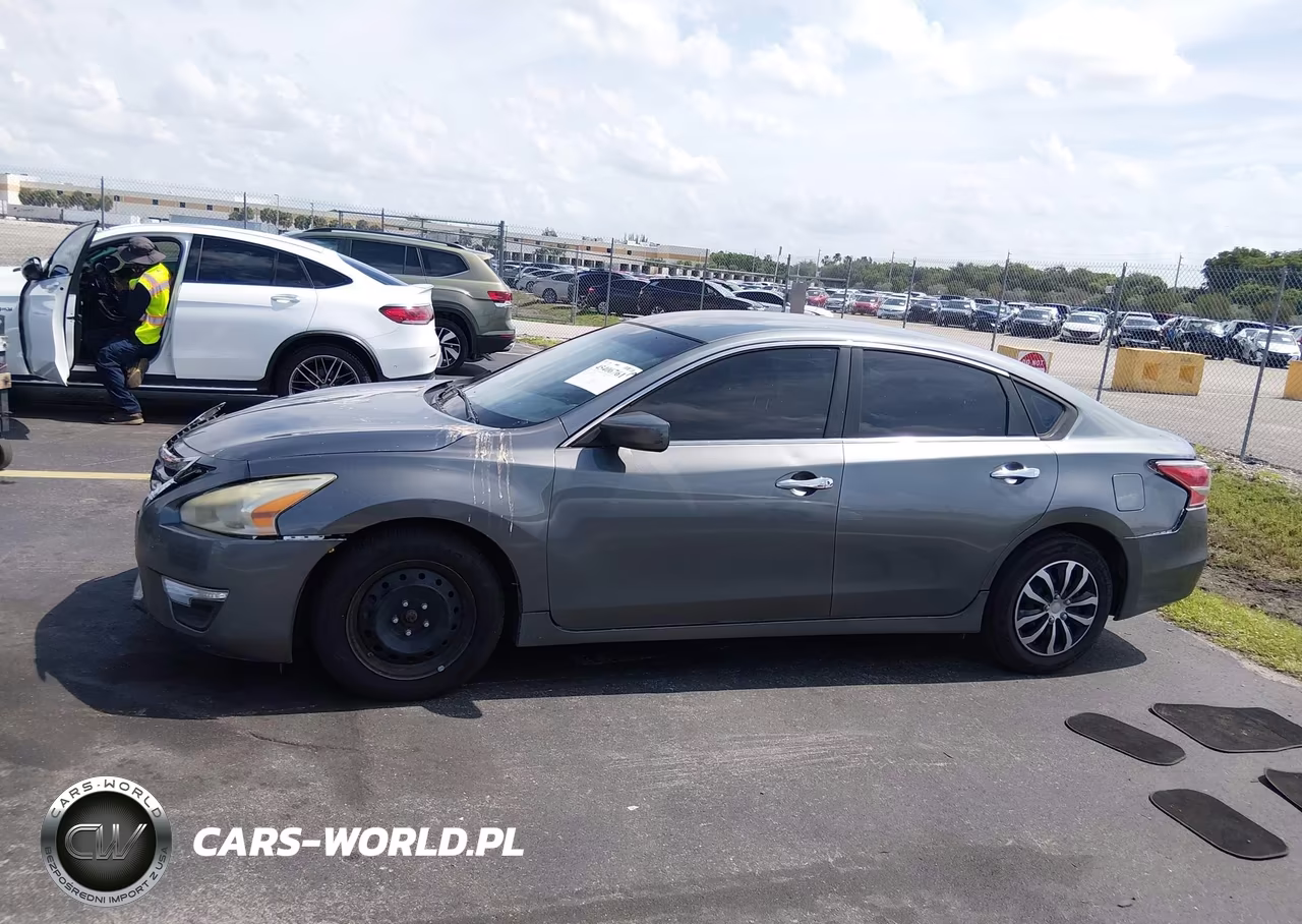 2014 Nissan Altima 2.5 S VIN:1N4AL3AP9EN219483 - 14