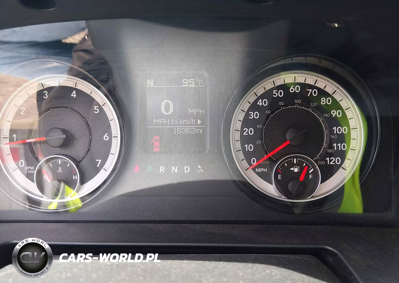 2016 Ram 1500 Tradesman VIN:1C6RR7KG5GS362427 - 7