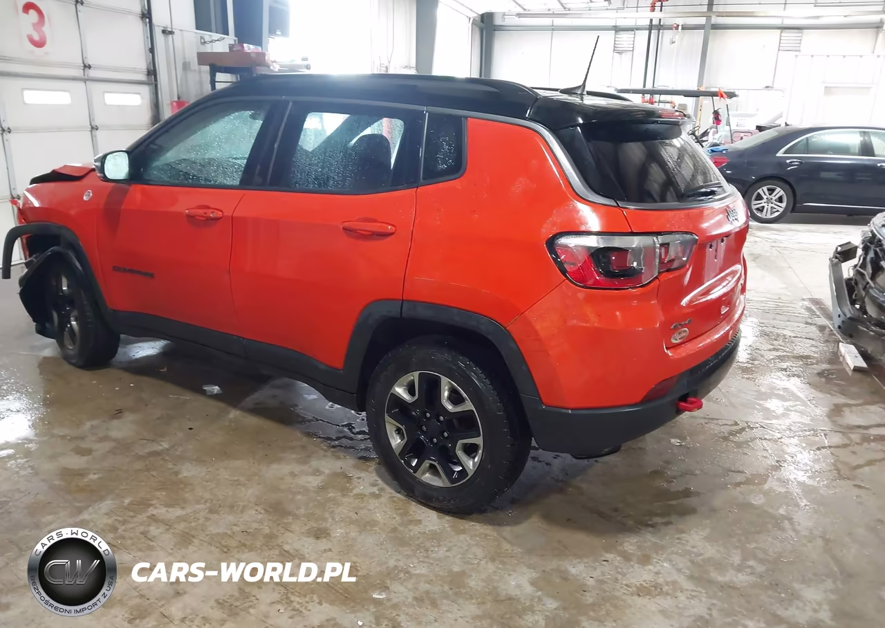 2017 Jeep New Compass Trailhawk 4X4 VIN:3C4NJDDB1HT624507 - 3