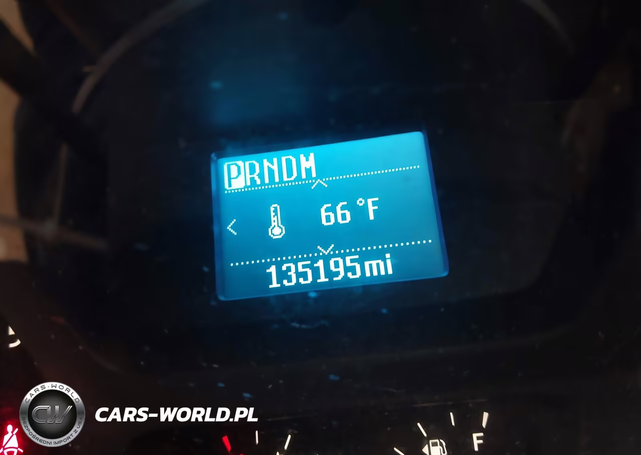 2018 Ford Transit-250 VIN:1FTYR1YM4JKA53943 - 15