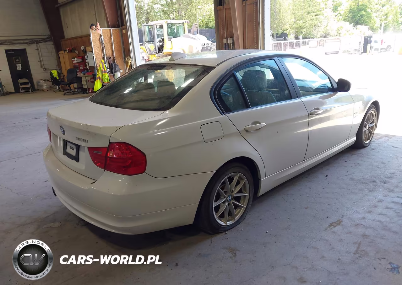 2009 BMW 328I xDrive VIN:WBAPK535X9A643568 - 4