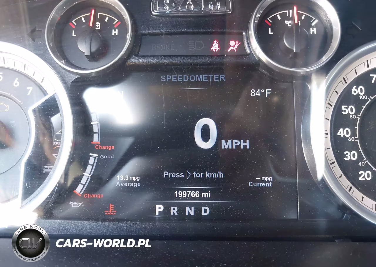 2015 Ram 1500 Laramie VIN:1C6RR7NT1FS643857 - 16