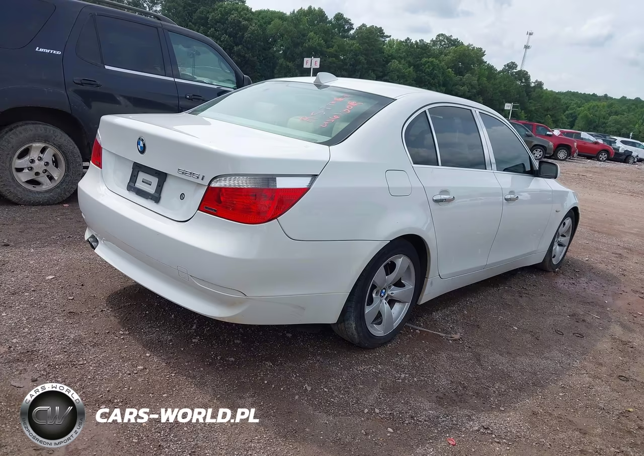 2007 BMW 525I VIN:WBANE53587CW61308 - 4