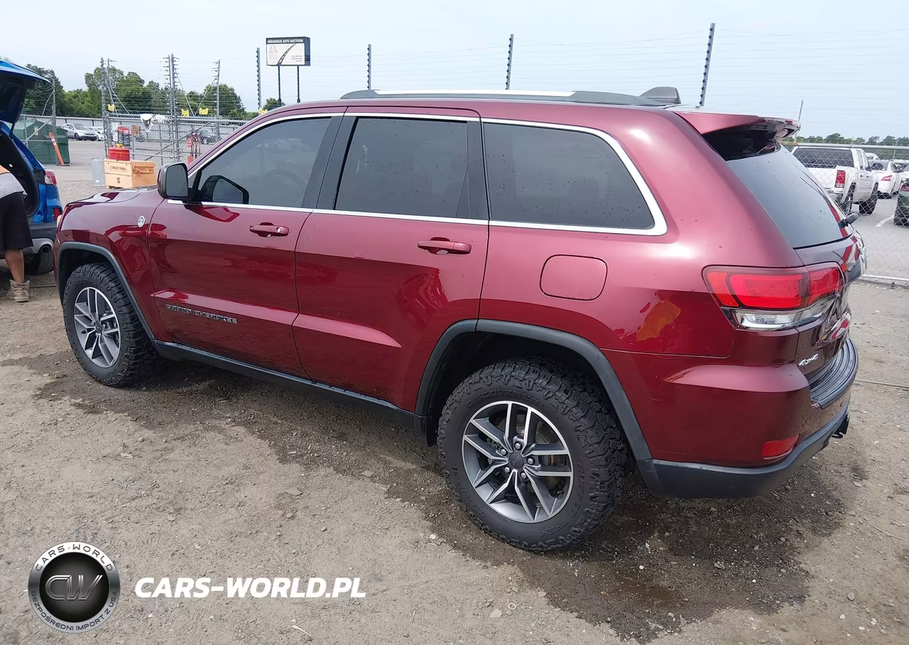 2020 Jeep Grand Cherokee North Edition 4X4 VIN:1C4RJFAG8LC301282 - 3
