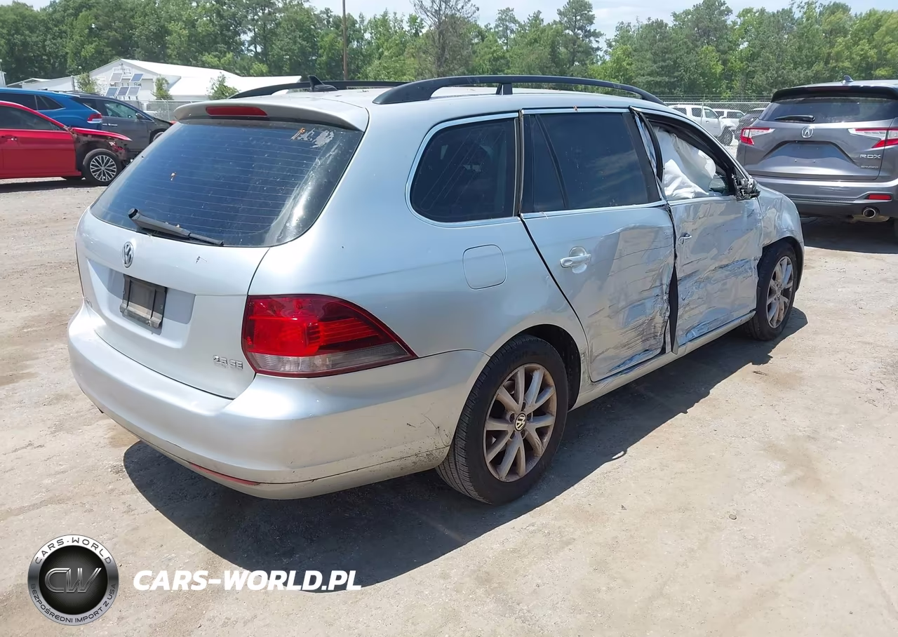 2013 Volkswagen Jetta Sportwagen 2.5L Se VIN:3VWPP7AJ5DM627318 - 4
