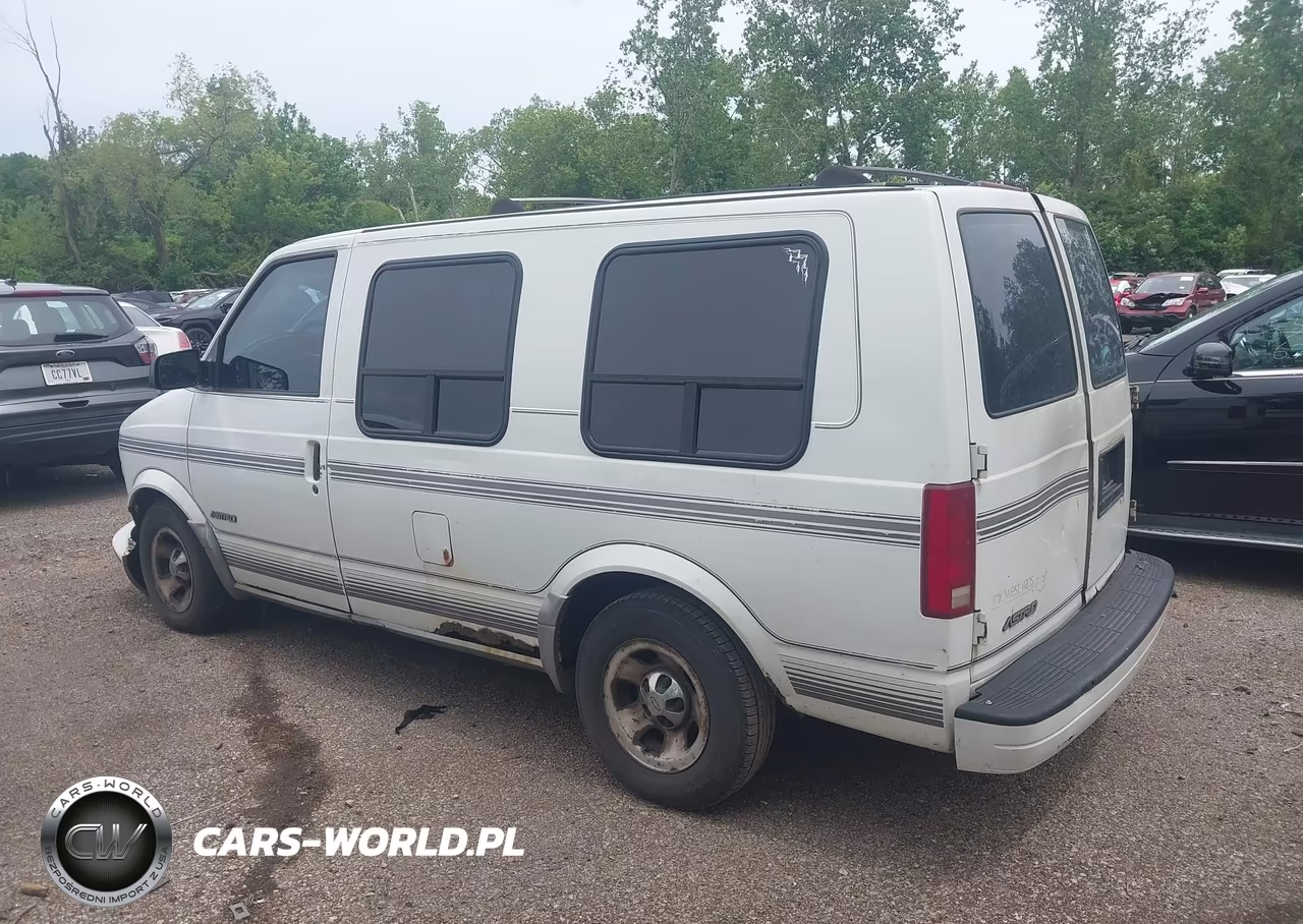 2000 Chevrolet Astro Upfitter Pkg. VIN:1GBDM19W8YB150042 - 3
