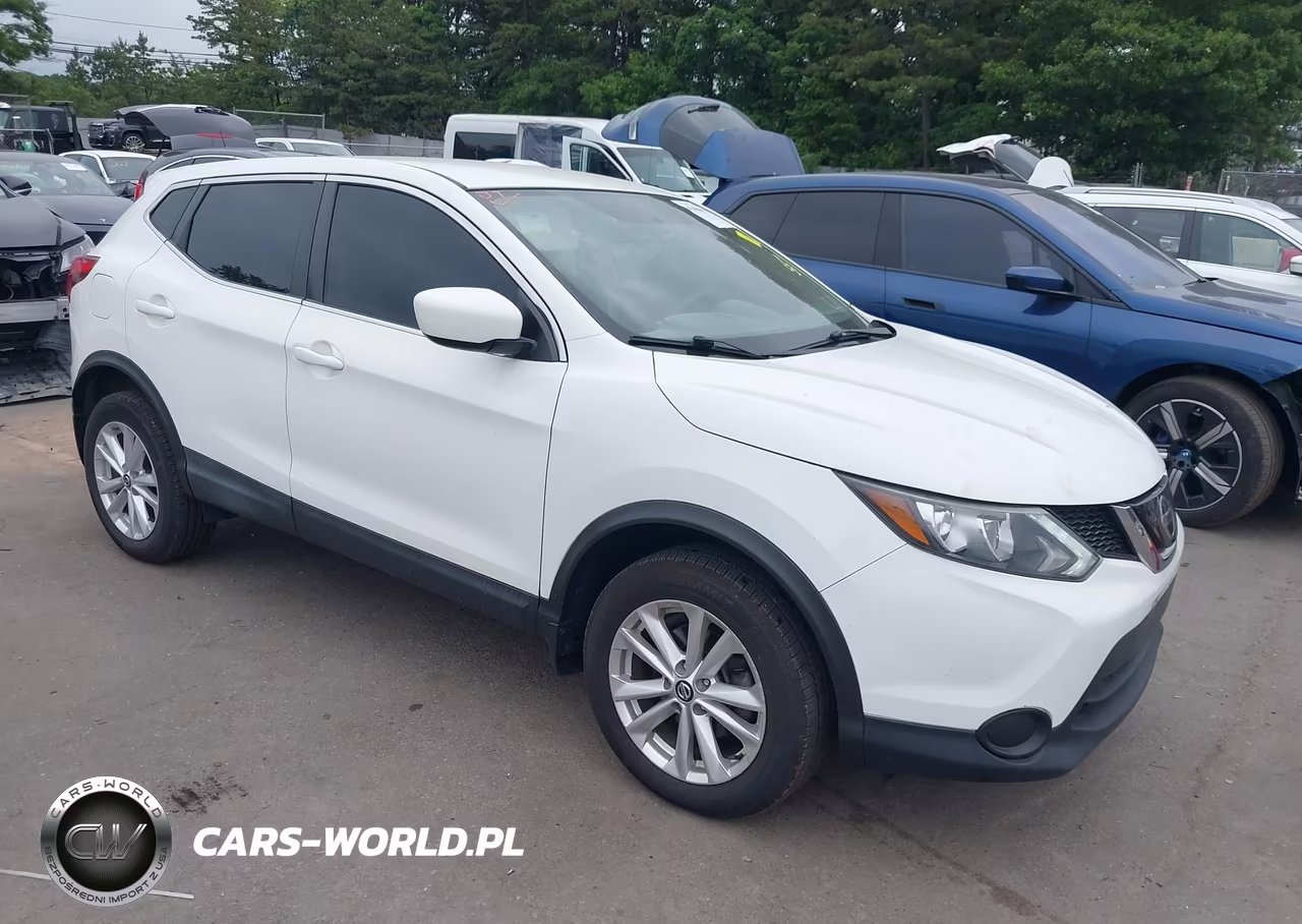 2019 Nissan Rogue Sport S – zdjęcie 1 z 17