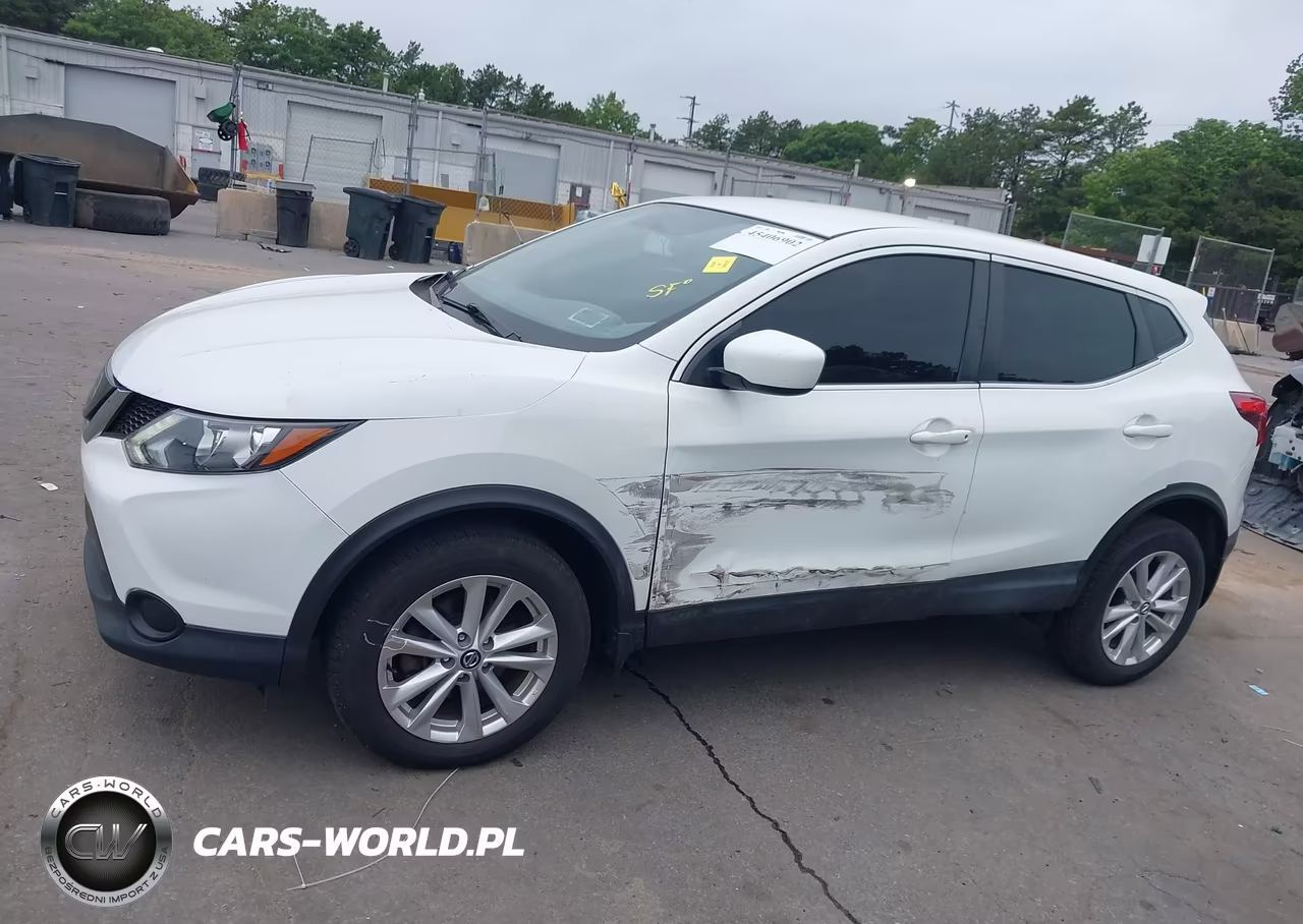 2019 Nissan Rogue Sport S VIN:JN1BJ1CR1KW352593 - 15
