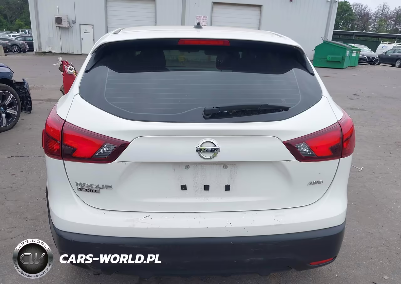 2019 Nissan Rogue Sport S VIN:JN1BJ1CR1KW352593 - 17