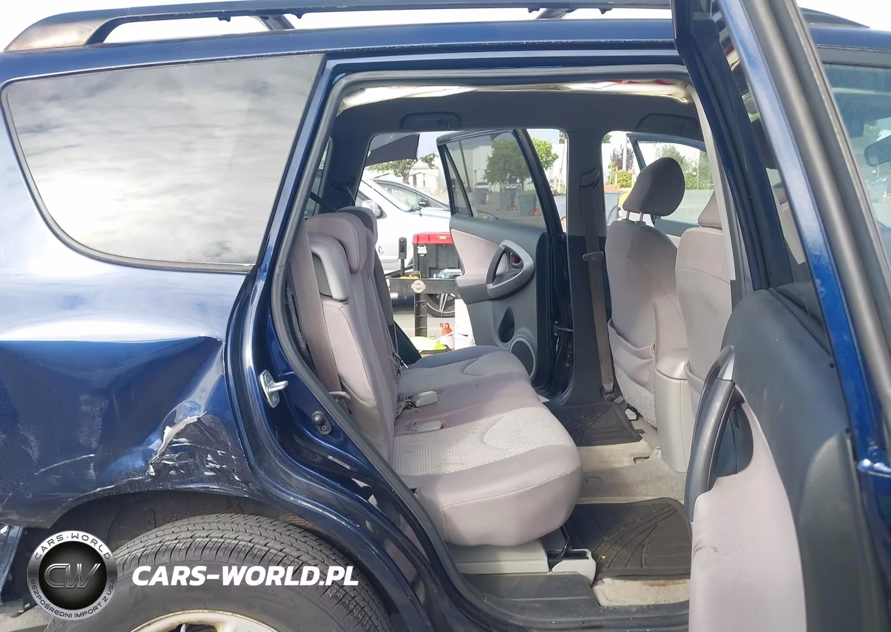 2007 Toyota Rav4 VIN:JTMZD33V975055841 - 8