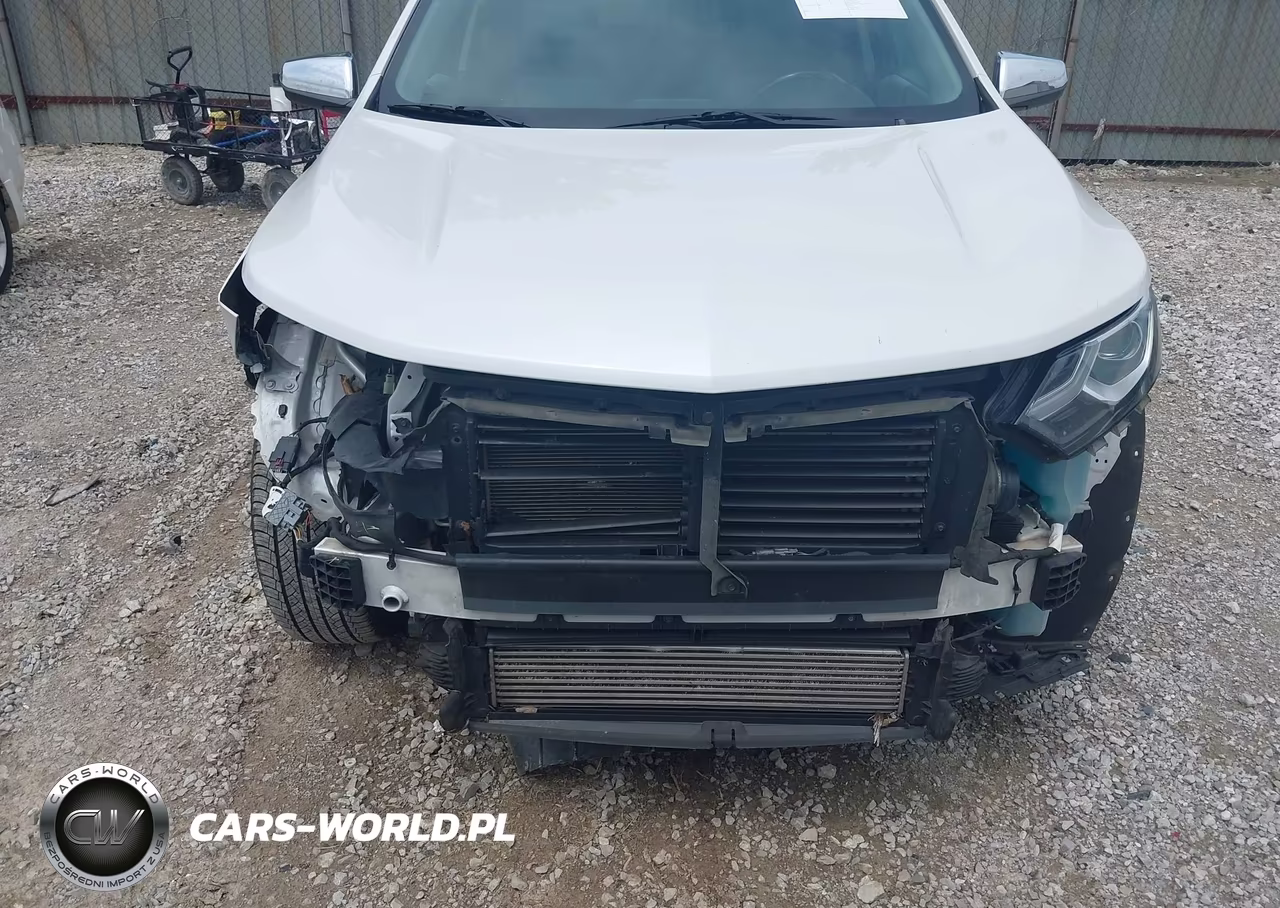 2018 Chevrolet Equinox Premier VIN:2GNAXVEV2J6305663 - 18
