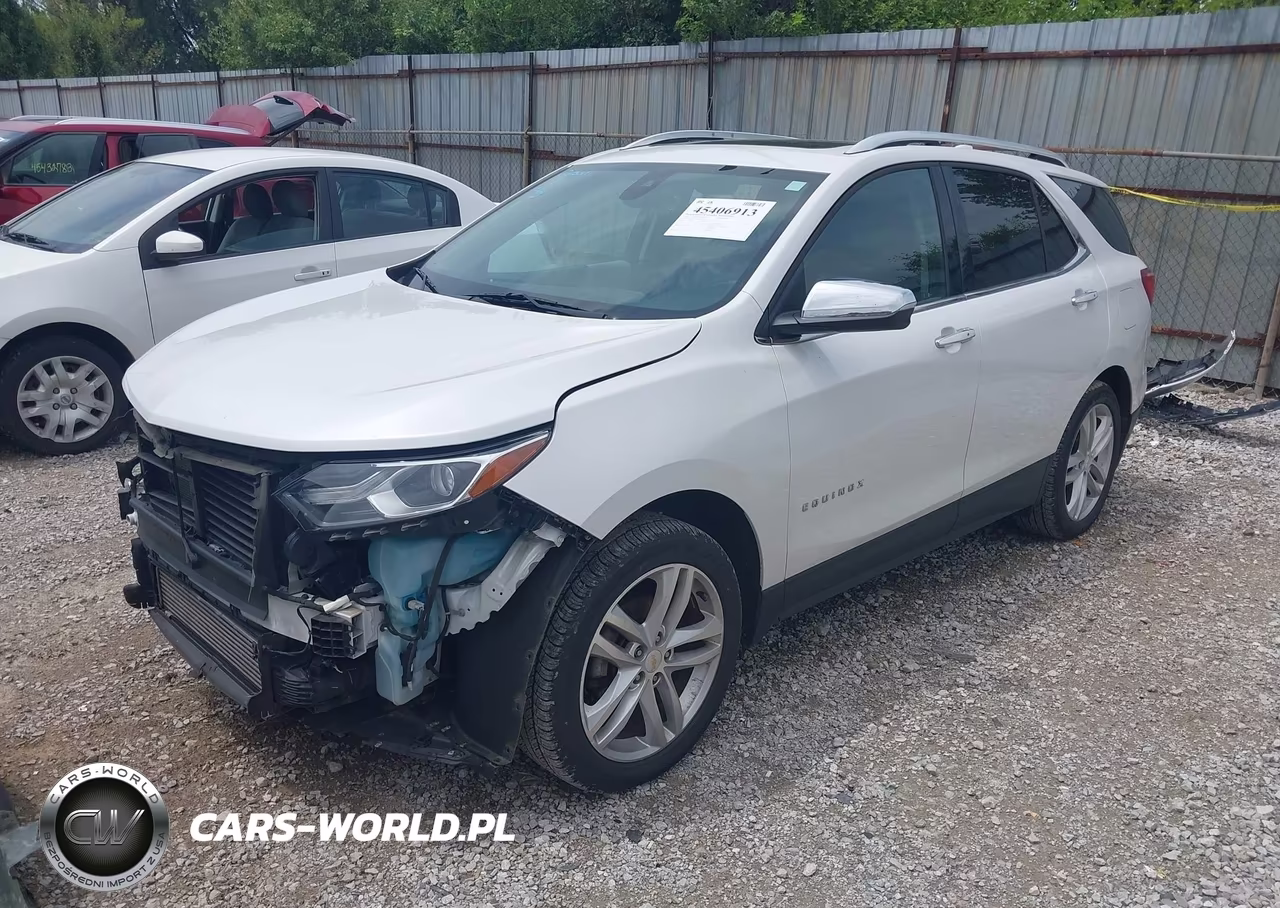 2018 Chevrolet Equinox Premier VIN:2GNAXVEV2J6305663 - 2
