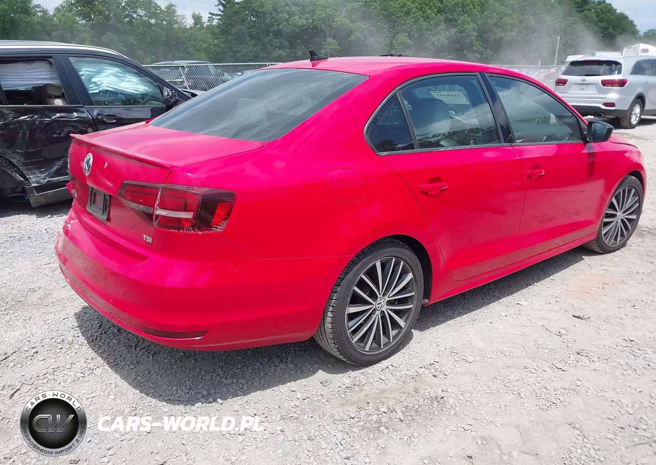 2016 Volkswagen Jetta 1.8T Sport VIN:3VWD17AJ0GM324570 - 4