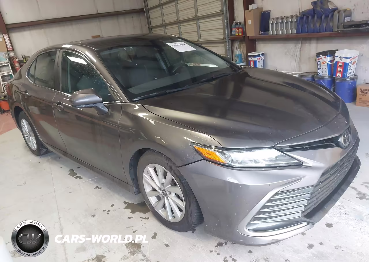 2022 Toyota Camry Le Awd – zdjęcie 1 z 16