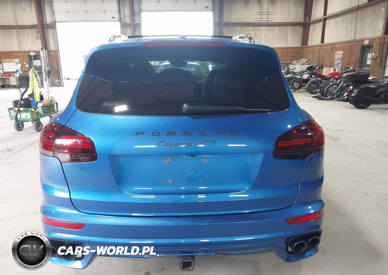 2017 Porsche Cayenne Gts VIN:WP1AD2A24HLA83591 - 17