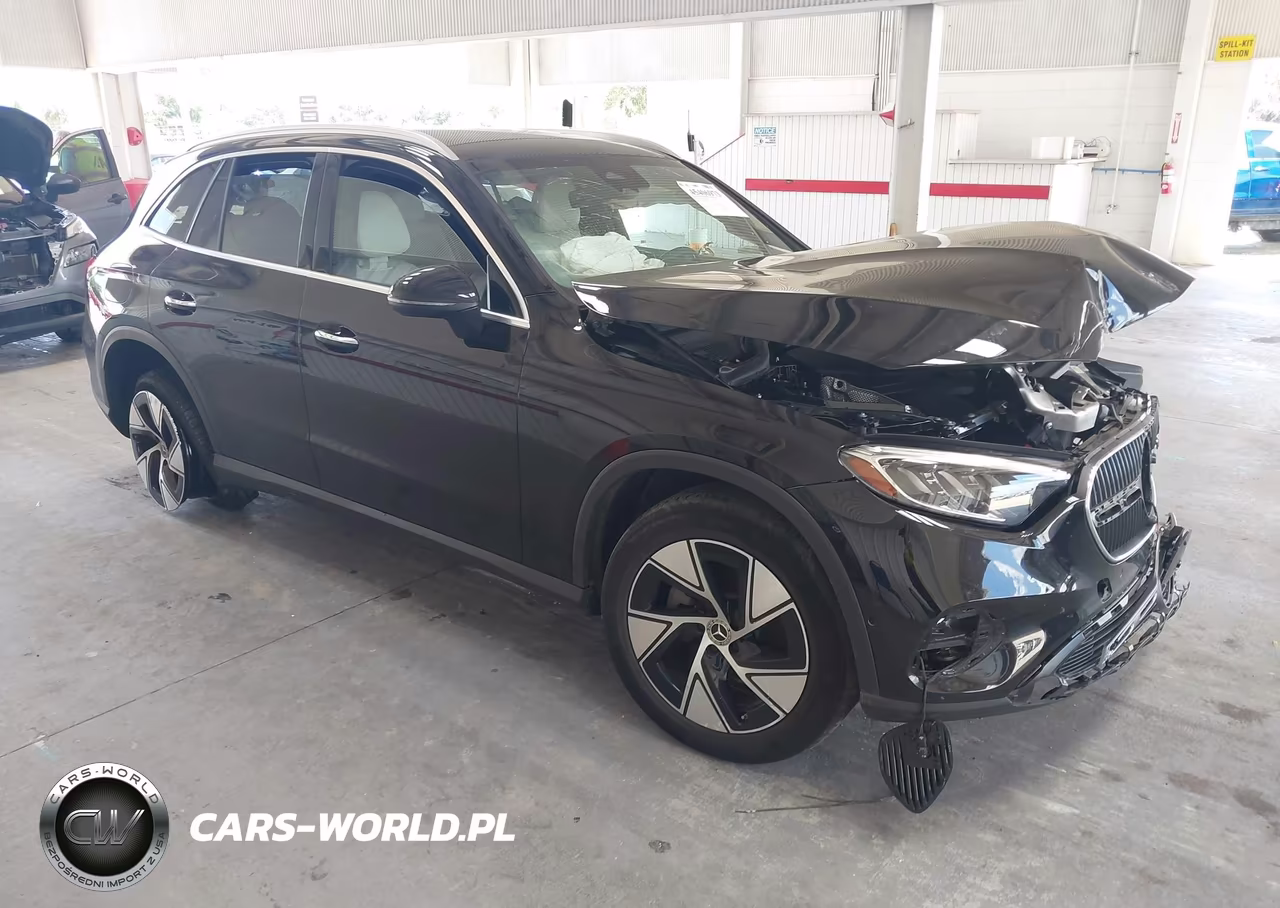 2024 Mercedes-Benz Glc 300 4Matic Suv – zdjęcie 1 z 15