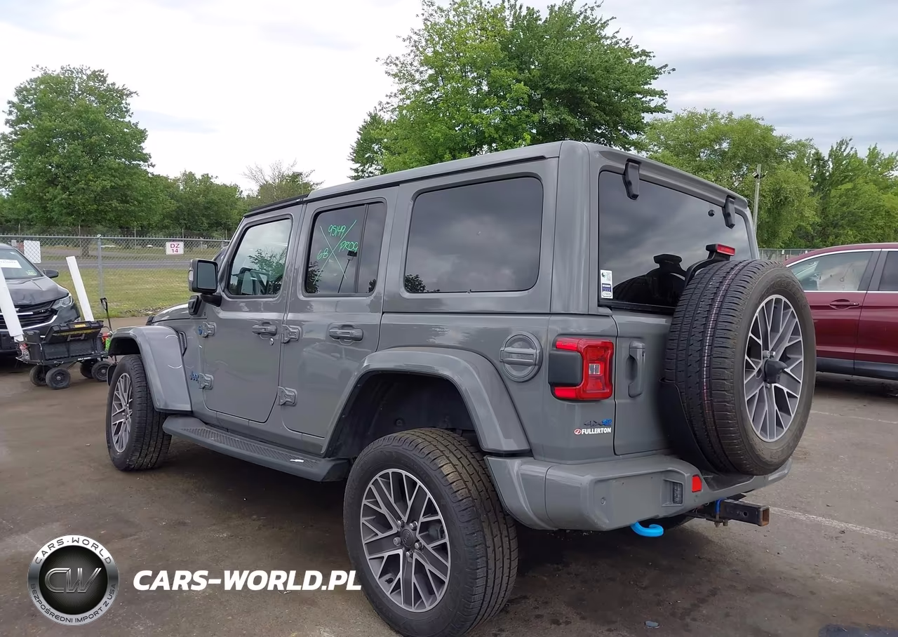 2023 Jeep Wrangler 4Xe High Altitude 4X4 VIN:1C4JJXP64PW605134 - 3
