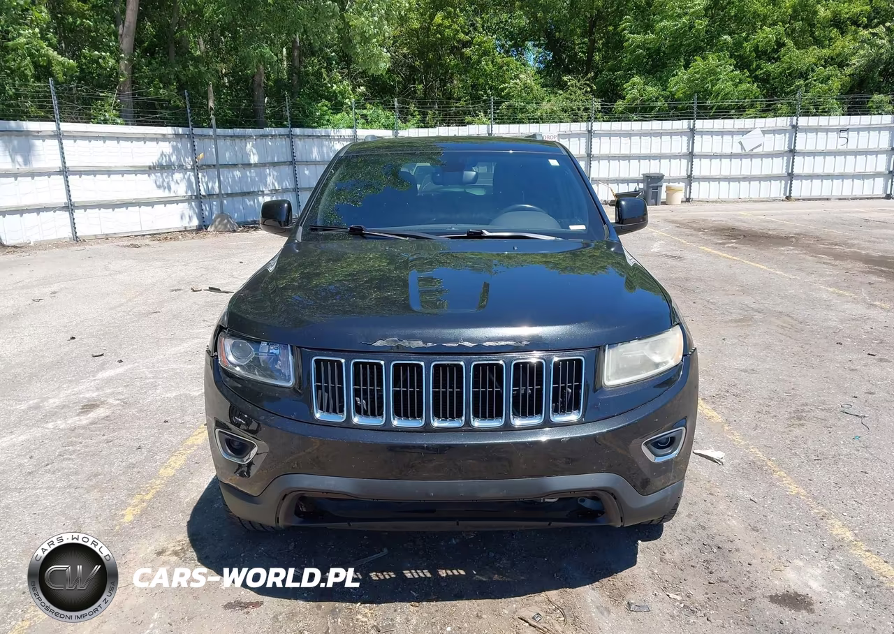 2015 Jeep Grand Cherokee Laredo VIN:1C4RJFAG6FC675622 - 12