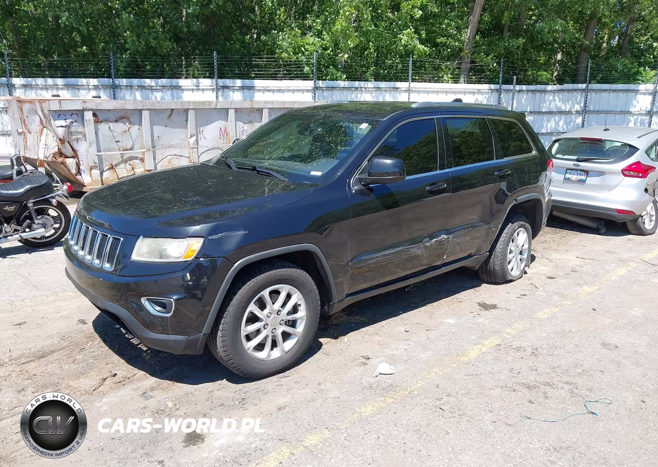 2015 Jeep Grand Cherokee Laredo VIN:1C4RJFAG6FC675622 - 2