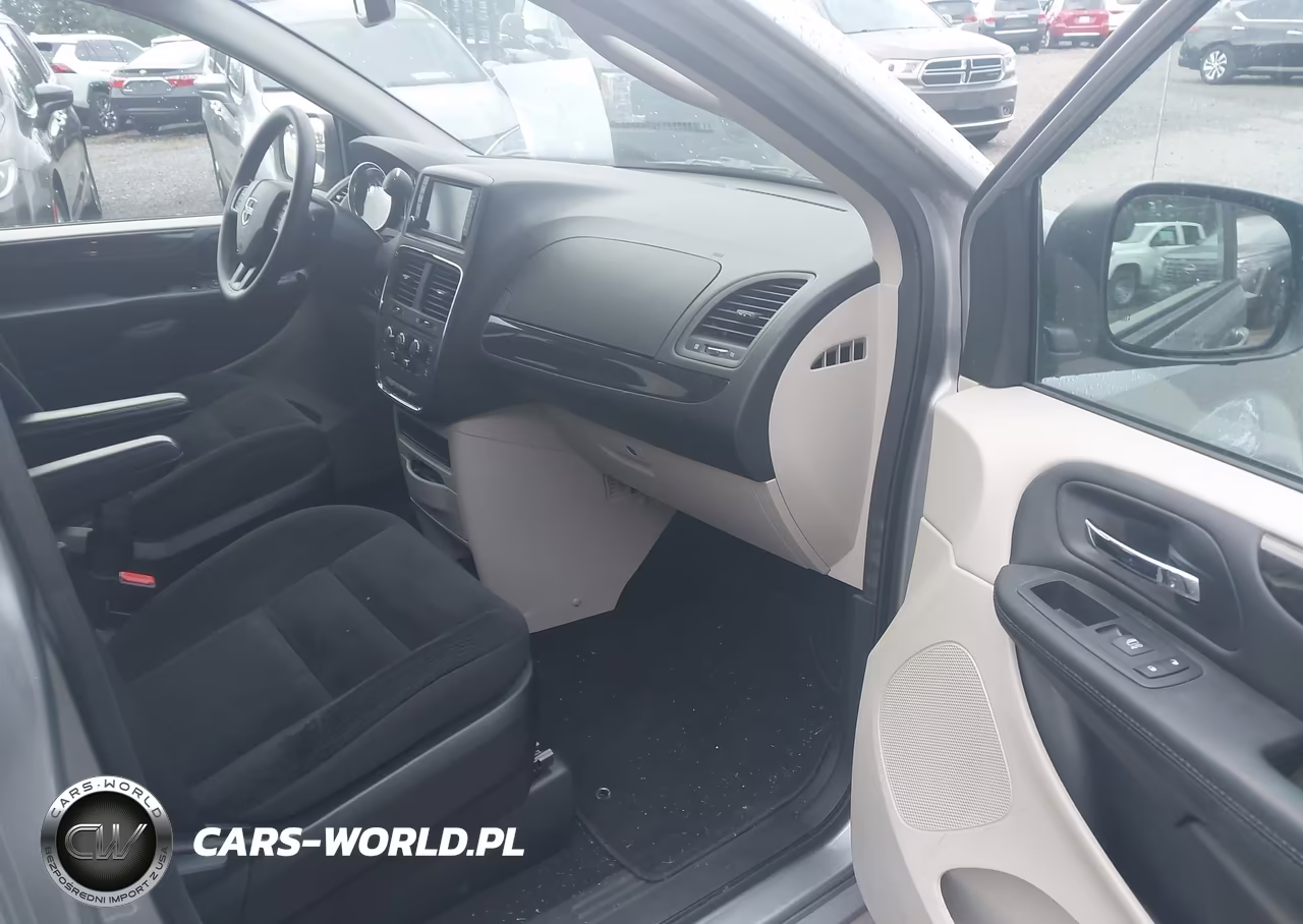 2018 Dodge Grand Caravan Se VIN:2C4RDGBG7JR296835 - 3