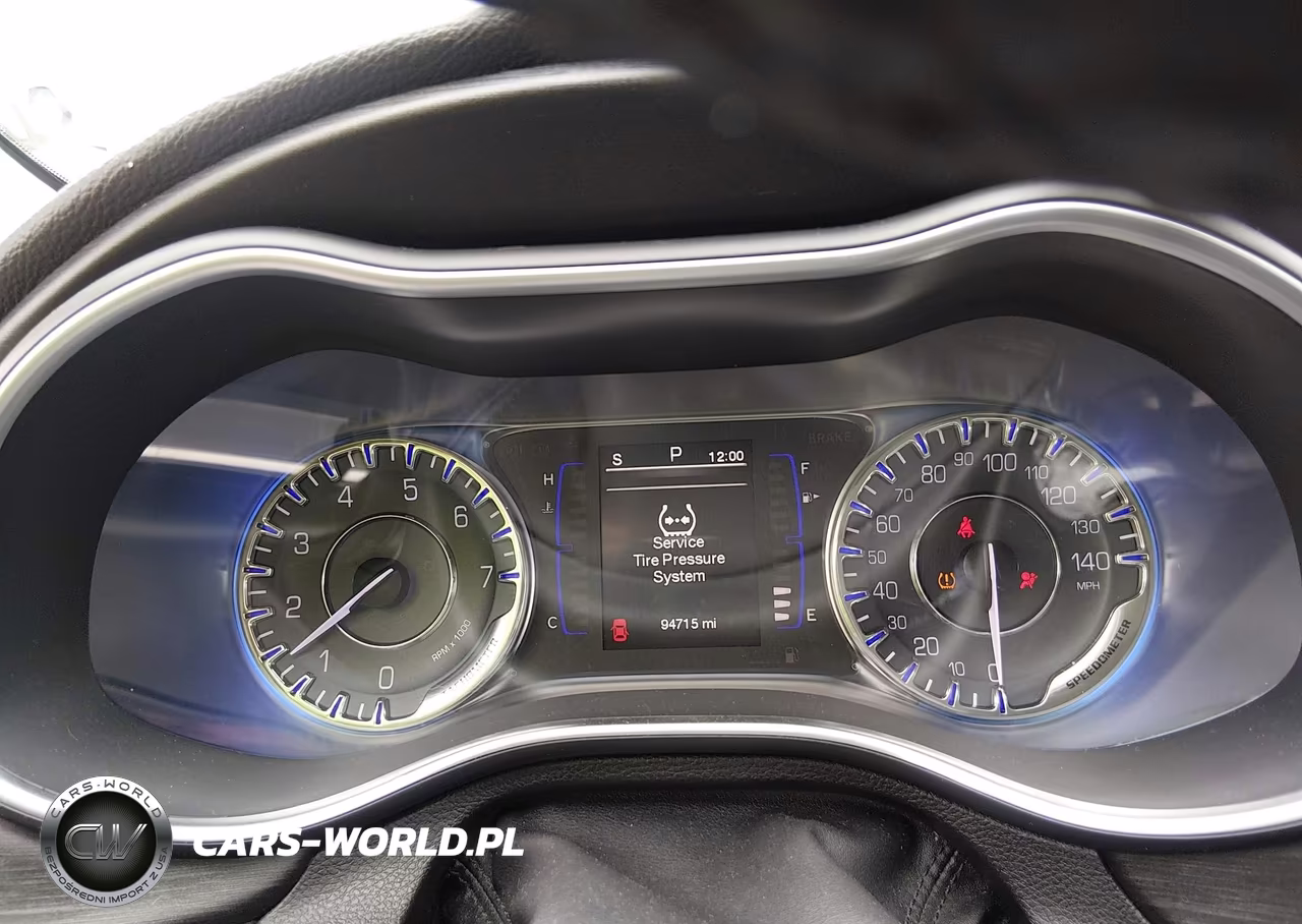 2015 Chrysler 200 Limited VIN:1C3CCCAB5FN607369 - 7