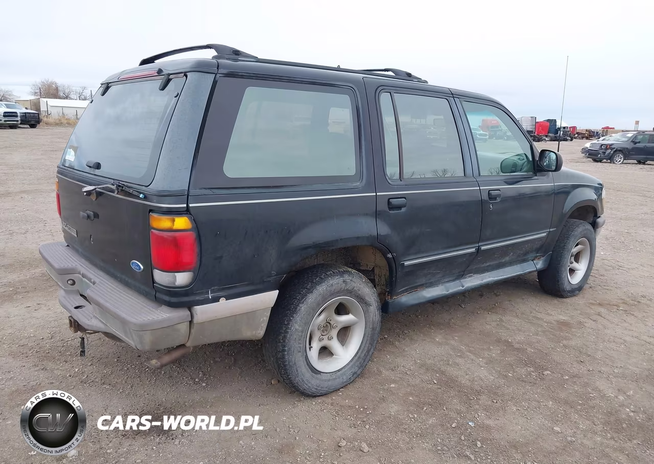 1996 Ford Explorer VIN:1FMDU34XXTUA30243 - 4
