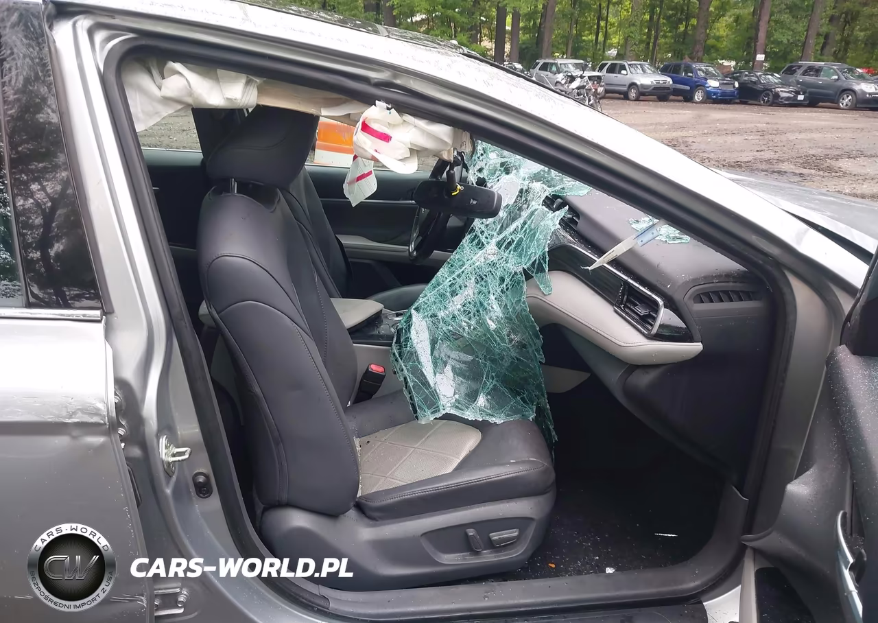 2019 Toyota Camry Xle VIN:4T1B11HK2KU791933 - 5