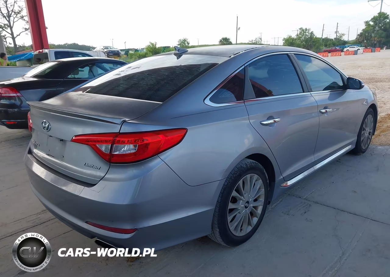 2015 Hyundai Sonata Limited VIN:5NPE34AF9FH047563 - 4