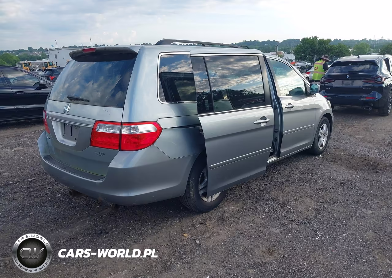 2007 Honda Odyssey Ex-L VIN:5FNRL38777B046017 - 4