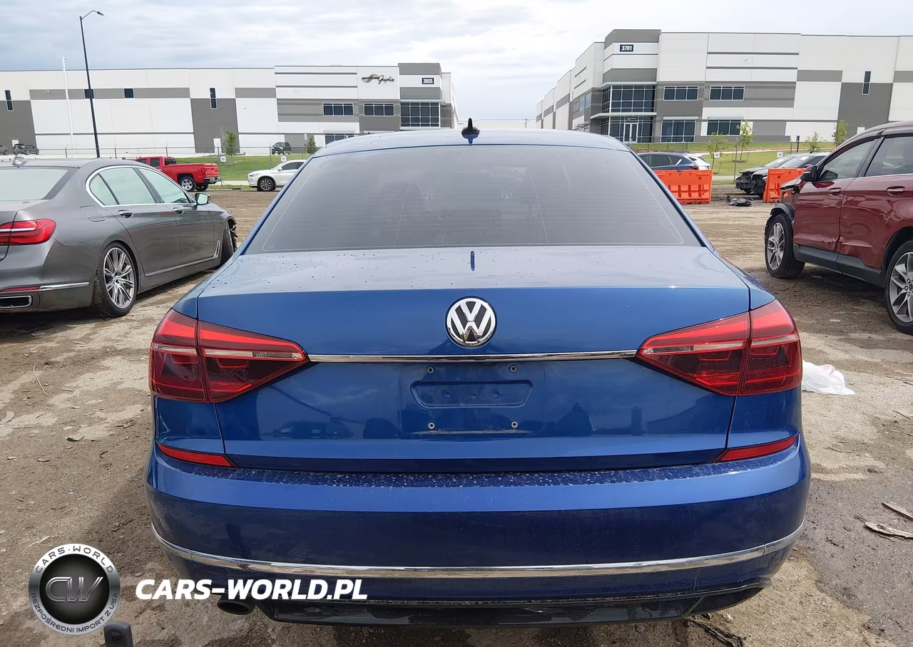 2017 Volkswagen Passat 1.8T R-Line VIN:1VWDT7A39HC006820 - 16
