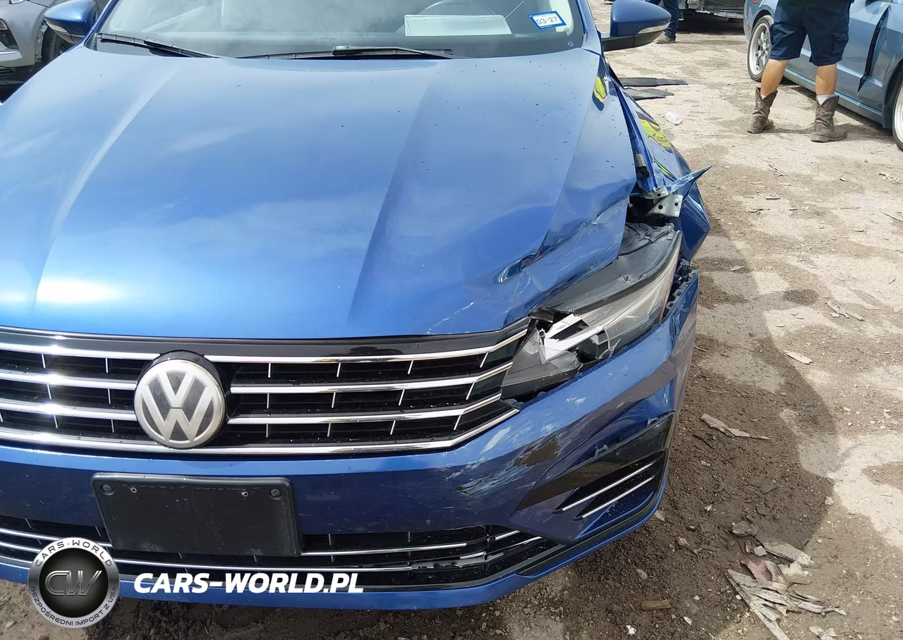 2017 Volkswagen Passat 1.8T R-Line VIN:1VWDT7A39HC006820 - 6