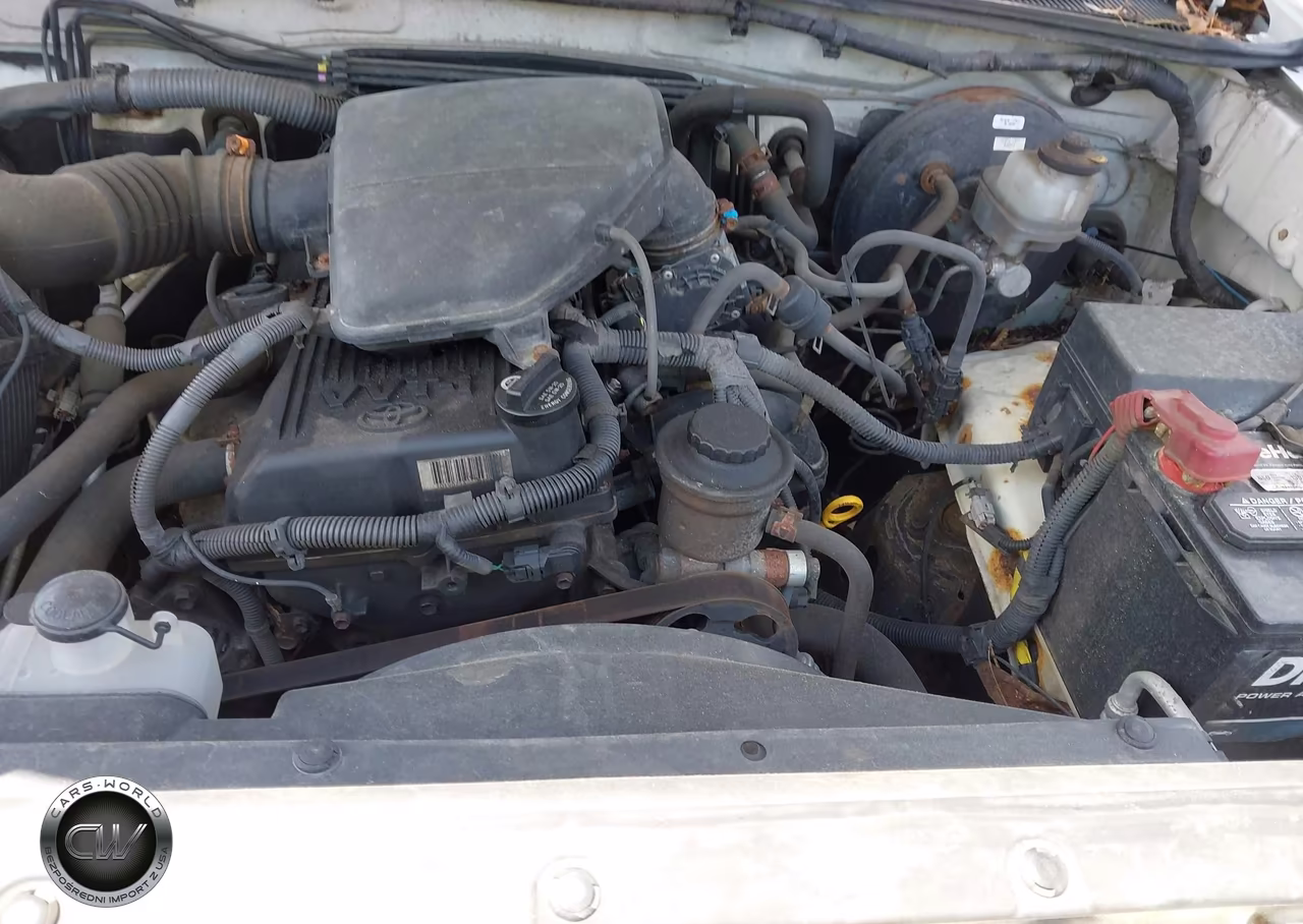 2010 Toyota Tacoma VIN:5TETX4CN6AZ708780 - 10