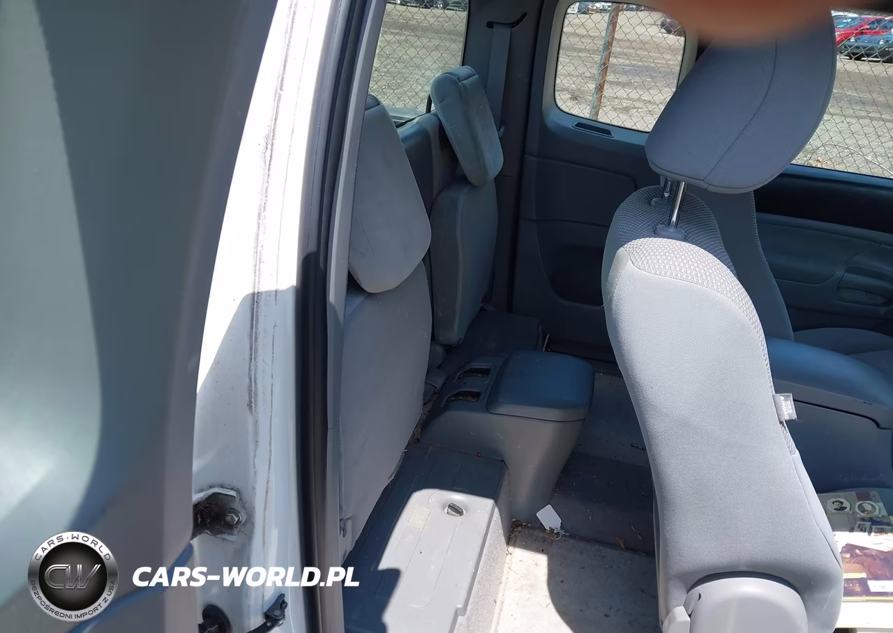 2010 Toyota Tacoma VIN:5TETX4CN6AZ708780 - 8
