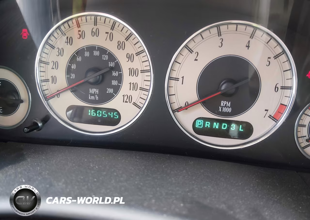 2001 Chrysler Town & Country Limited VIN:2C8GP64L81R184739 - 7