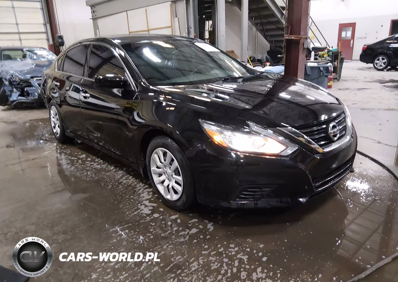 2018 Nissan Altima 2.5 S – zdjęcie 1 z 17