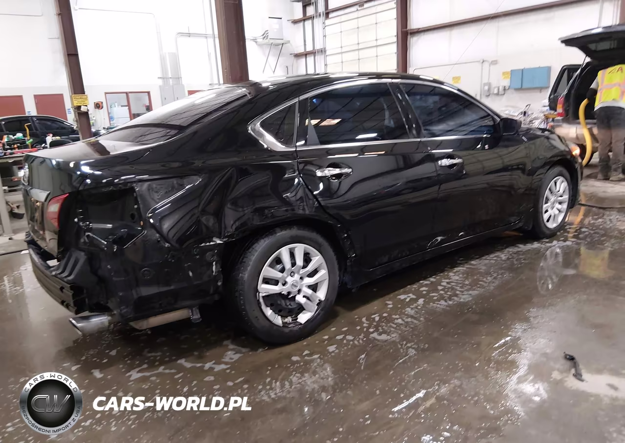 2018 Nissan Altima 2.5 S VIN:1N4AL3AP4JC187872 - 4
