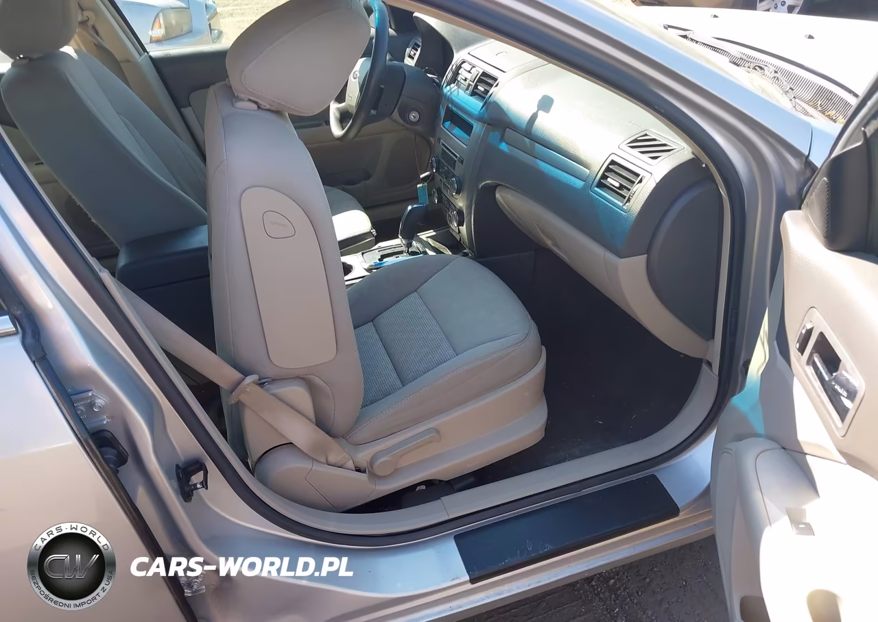 2010 Ford Fusion Se VIN:3FAHP0HG6AR341636 - 5