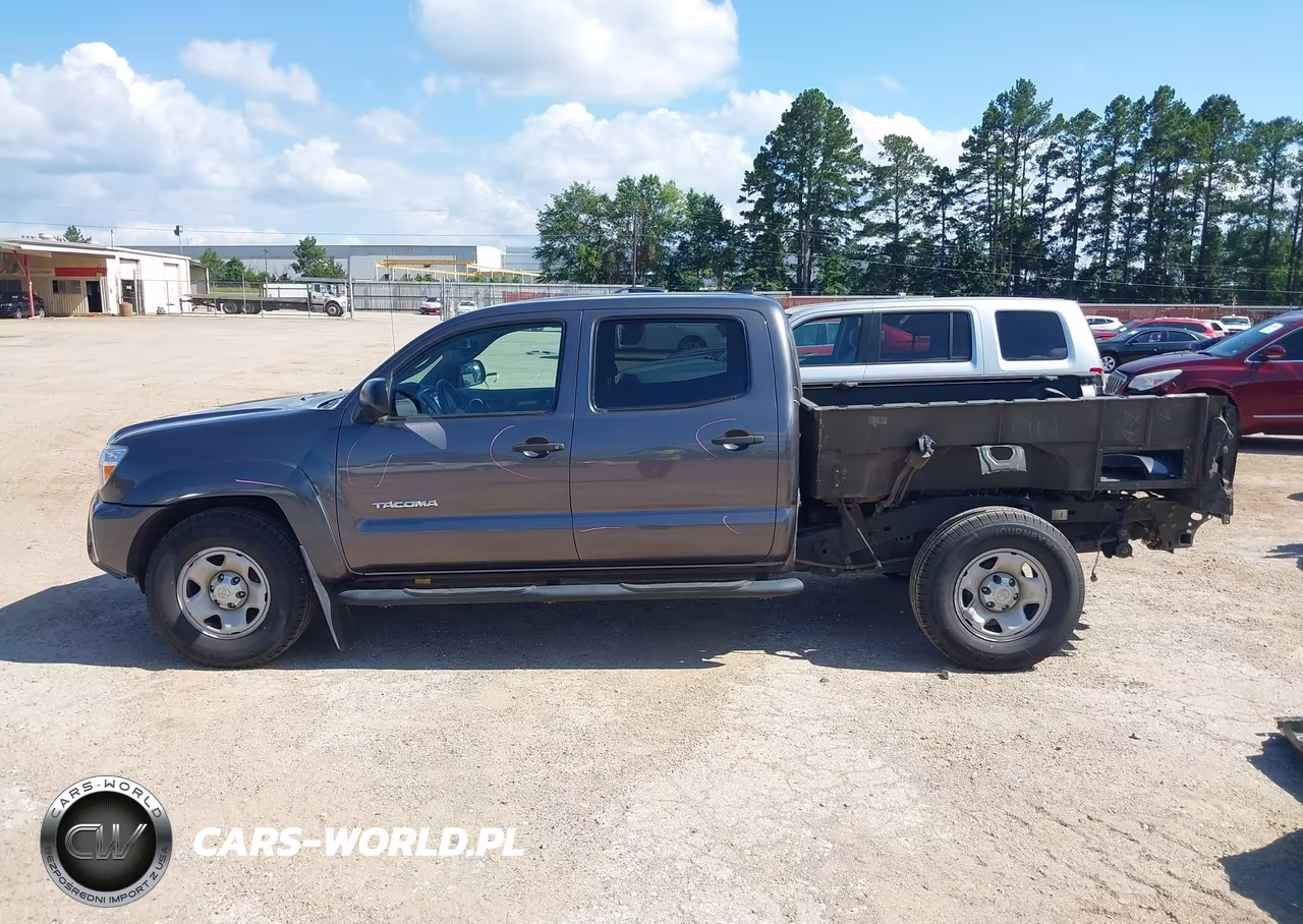 2015 Toyota Tacoma Base V6 VIN:5TFMU4FN8FX036163 - 15