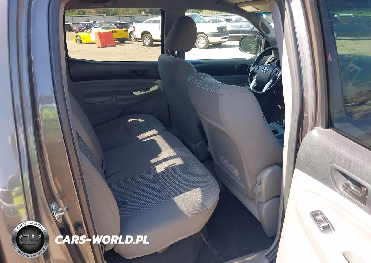 2015 Toyota Tacoma Base V6 VIN:5TFMU4FN8FX036163 - 8