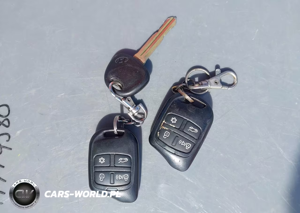 2012 Hyundai Santa Fe Gls VIN:5XYZGDAB2CG091975 - 11