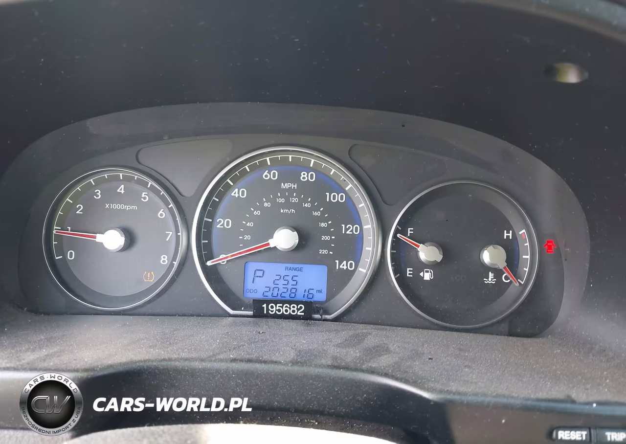 2012 Hyundai Santa Fe Gls VIN:5XYZGDAB2CG091975 - 7
